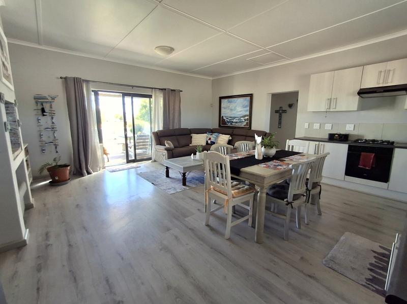 3 Bedroom Property for Sale in Britannia Bay Western Cape